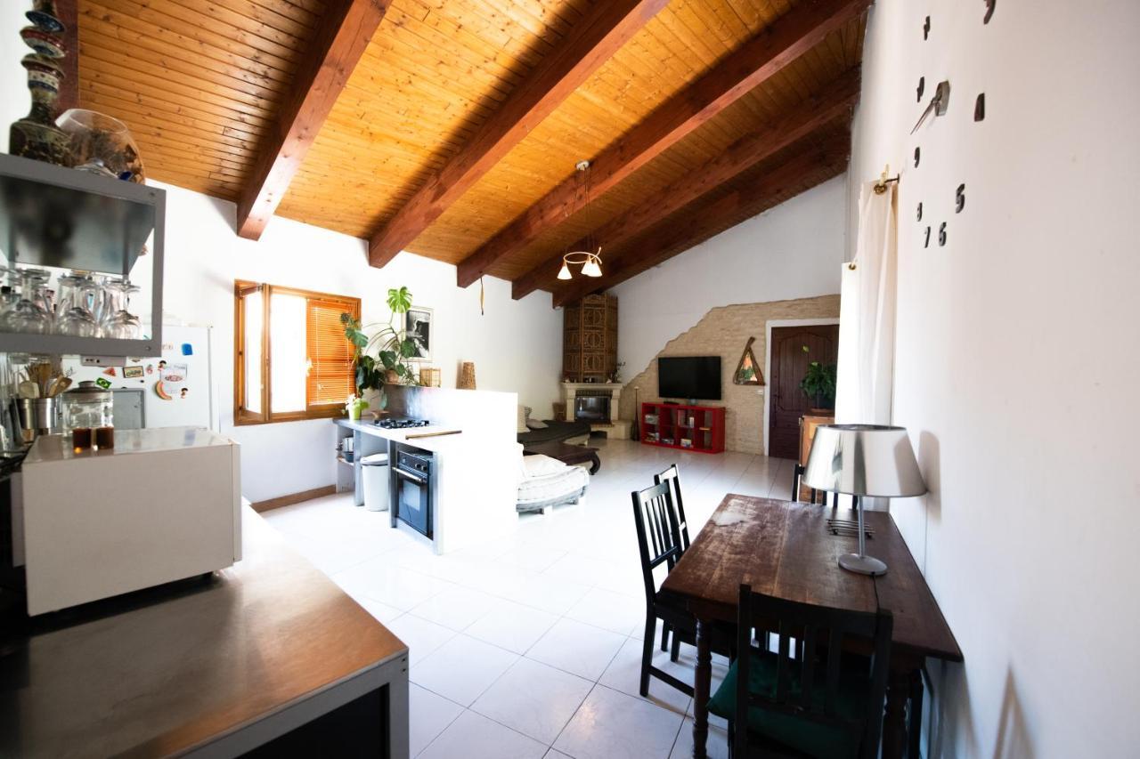 Camin Del Bosc Villa Roquefort-des-Corbieres Exterior photo